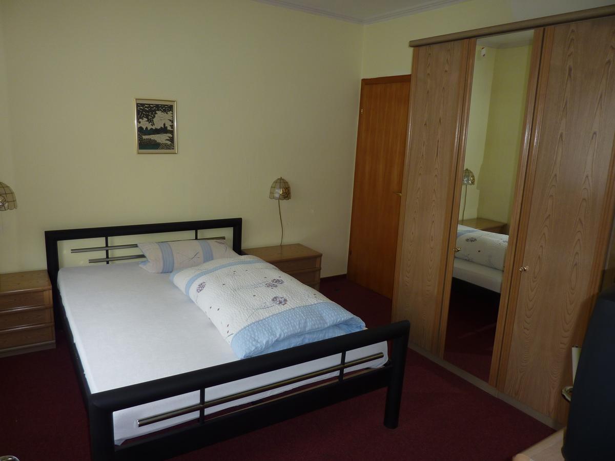 Gast- Und Gastehaus Simon Hotel Greifenstein Habitación foto